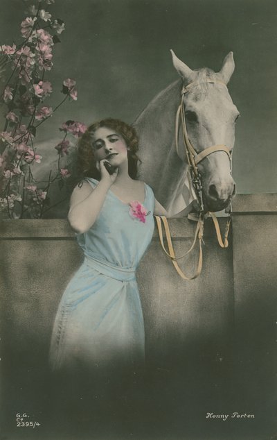 Postkarte des deutschen Filmstars Henny Porten, gesendet 1913 von German Photographer