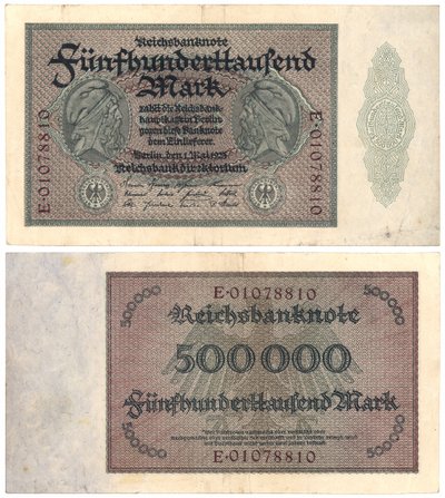 Eine Fünfhunderttausend-Mark-Banknote, 1923 (Vorder- und Rückseite) von German School