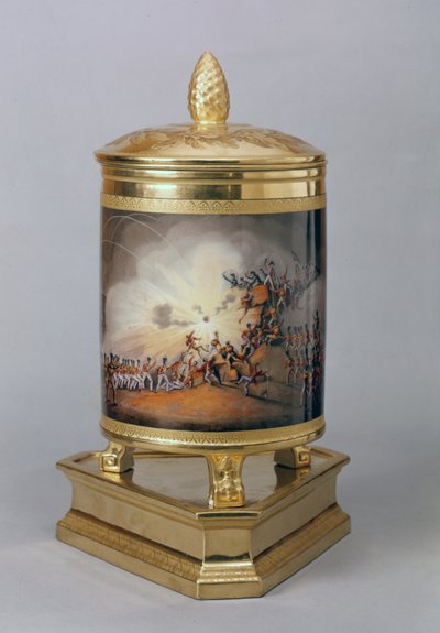 Bedeckter Topf, der den Sturm auf Ciudad Rodrigo darstellt, aus dem Preußischen Tafelservice, Berlin, 1816-19 von German School