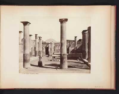 Ansicht der Ruine des Hauses von Marco Olconio in Pompeji, Italien von Giorgio Sommer (attributed to)