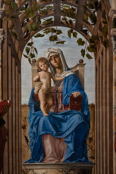 Thronende Madonna mit Jesuskind zwischen den Heiligen Jakobus und Hieronymus (Detail) von Giovanni Battista Cima da Conegliano