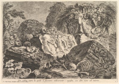 Antiker Altar, auf dem in der Antike Opfer dargebracht wurden, umgeben von anderen Ruinen, ca. 1750 von Giovanni Battista Piranesi