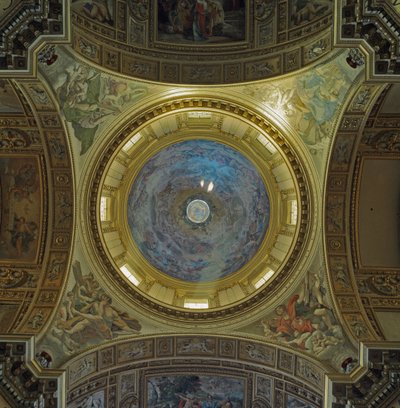 Innenansicht der Kuppel von Maderno mit Fresken von Giovanni Lanfranco