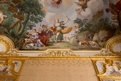Darstellungen des Mythos von Diana, von Domenico und Giuseppe Valeriani, Fresko, Gewölbedecke des Schlafzimmers, Königliches Appartement, Jagdresidenz, von Filippo Juvarra (1678-1736), Stupinigi, Piemont, Italien von Giuseppe and Valeriani Domenico Valeriani