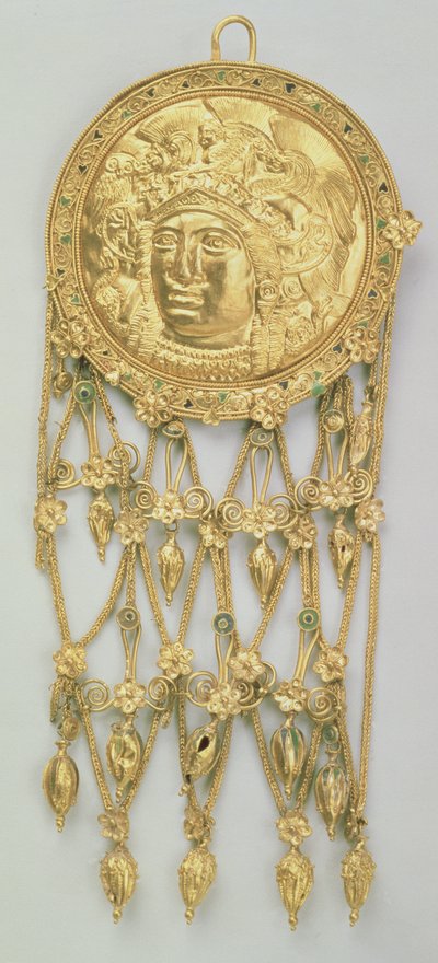 Anhänger mit dem Kopf der Athena Parthenos (Gold und Emaille) von Greek School