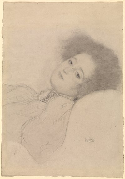 Porträt einer jungen Frau im Liegen von Gustav Klimt