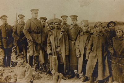 Erster Weltkrieg: die Ukraine in den Jahren 1914-1916 während der Invasion der deutschen Armee. Gruppe von Soldaten (s/w Foto) von Heldenfriedhof Dsessentniki (attr. to)