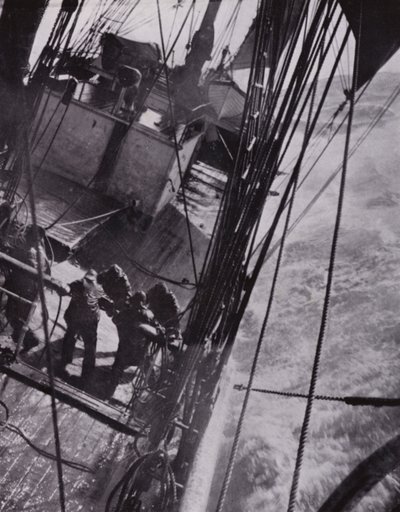 "Das Schiff hob und spannte sich und schaukelte wie ein Korken" von Herbert Ponting