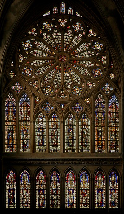 Das Rosettenfenster und Lanzetten mit Propheten, Patriarchen und Aposteln, 14. Jahrhundert von Hermann von Münster Hermann von Münster