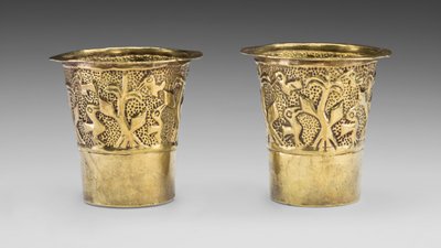 Paar Becher, die Vögel in einem Kornfeld darstellen, 1100-1438 n. Chr. von Incan