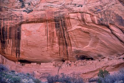 Maiskolben, Überreste der letzten Mahlzeit dieser Anasazi, verstreut von Ira Block