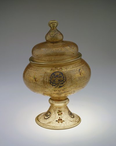 Fußschale mit Deckel, Mamluken-Dynastie von Islamic School