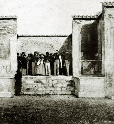 Giuseppe Garibaldi mit Giuseppe Fiorelli bei einem Besuch in Pompeji von Italian Photographer