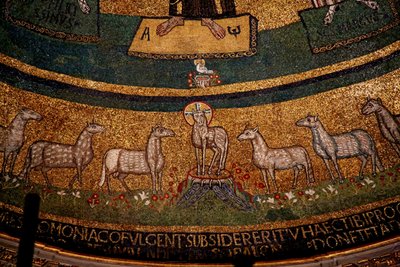 Apsismosaik mit Christus als Osterlamm und Schafen (Mosaik) von Italian School
