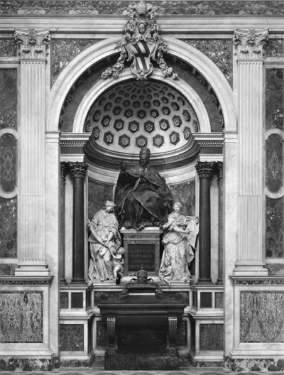 Monument für Papst Clemens XII. (1652-1740) mit Porphyrurne und Säulen, aus dem Pantheon von Italian School