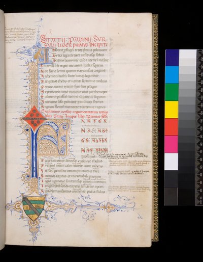Ms 329. Statius, Thebais, f.19r. Illuminierte Initiale [F] in Blau mit reservierter Dekoration für den Incipit und kleinere Initiale [A] in Gold für das Argumentum, und komplizierte kontrastierende Federverzierungen in Gold und Blau, die sich zu einer L-fö von Italian School