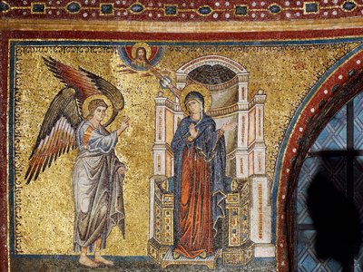 Verkündigung, Detail (Krönung der Jungfrau und Geschichten von Maria) von Jacopo Torriti, Mosaik in der Apsiskalotte, Basilika Santa Maria Maggiore, Rom, Italien von Jacopo Torriti
