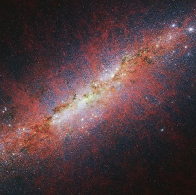 M82 Webb NIRCam – Längere Wellenlängen von James Webb Space Telescope (NASA)