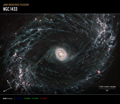 NGC 1433 von James Webb Space Telescope (NASA)