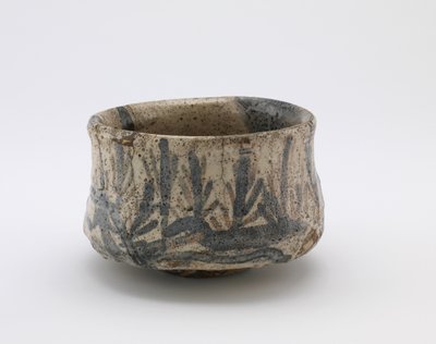Teeschale mit Design von Tor und Sämlingskiefern, Kujiri, Tajimi, Gifu-Präfektur, Momoyama-Zeit von Japanese School