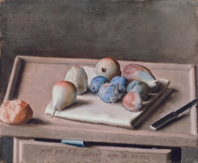 Stillleben mit Birnen, Feigen, Pflaumen, Brötchen und Messer auf dem Tisch von Jean Étienne Liotard
