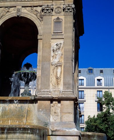 Architektur: Detail des Brunnens der Unschuldigen, der die Nymphen darstellt. Entworfen von den Architekten Jean Goujon, Augustin Pajou und Pierre Lescot. 1546-1549. Place Joachim du Bellay, Paris von Jean and Lescot Pierre Goujon
