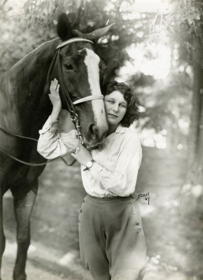 Judith Anderson, ca. 1917-24 von Jessie Tarbox Beals