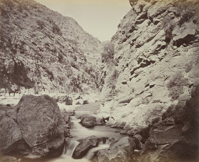 Scharfe Kurve in der Schlucht [unterhalb von Ali Masjid], ein sehr raues Stück, 1879 von John Burke