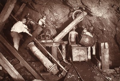 Maschinenschacht bei der 406, Cook