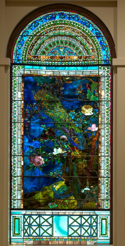 Pfauen und Pfingstrosen I von John La Farge