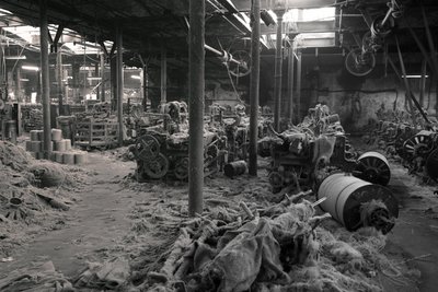 Jutefabrik, Kolkata, Indien, 2017 von Jon Nicholson
