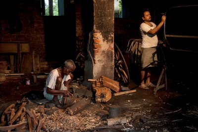 Rikscha-Fahrer, Kolkata, 2009 von Jon Nicholson