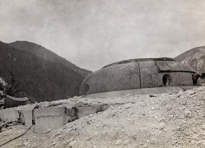 Album "Meine Weltkriegs-Erinnerungen Südwestfront (Kärnten, Italien, Südtirol) 31/03/1915-12/11/1918 - Josef Zohles Wien": Fort Hensel von Josef Zohles