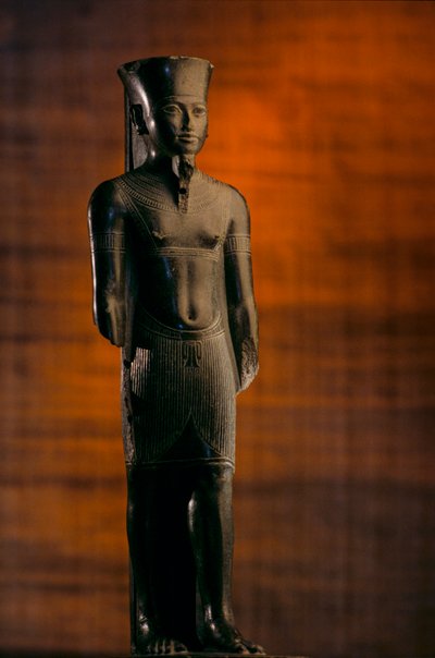 Statue von Amun mit den Zügen von Tutanchamun von Kenneth Garrett