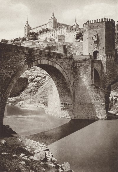 Spanien: Toledo, Alcantara-Brücke mit dem Alcazar im Hintergrund von Kurt Hielscher