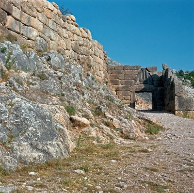 Das Löwentor: Stätte der antiken Stadt Mykene, Peloponnes (1500-1100 v. Chr.) Griechenland von Late Helladic Period Mycenaean