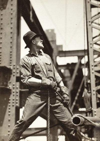 Derrick-Mann auf dem Empire State Building von Lewis Wickes Hine