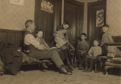 Heim von Alfred Benoit in New Bedford, Massachusetts, ein Kinderschornsteinfeger in der Bennett Mill und eines von 11 Kindern, 1912 von Lewis Wickes Hine