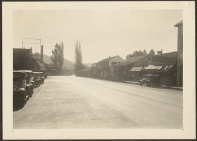 (Straßenszene) von Louis Fleckenstein