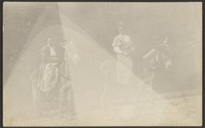 Zwei Frauen auf Maultieren von Louis Fleckenstein