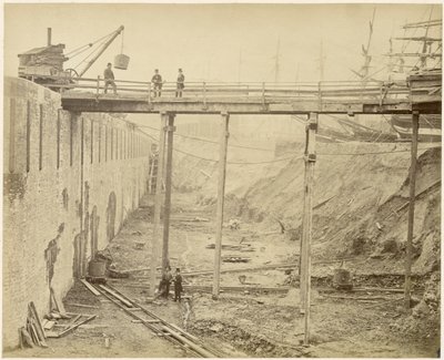 Bau des erweiterten Limehouse-Beckens, London, Mai 1869 von Lucas and Tuck