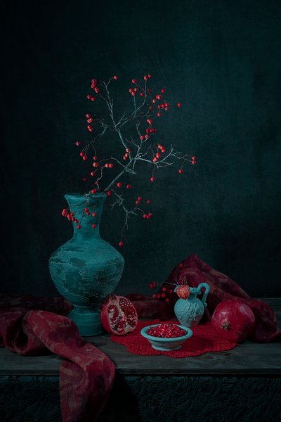 Granatäpfel und Beeren Stillleben von Lydia Jacobs