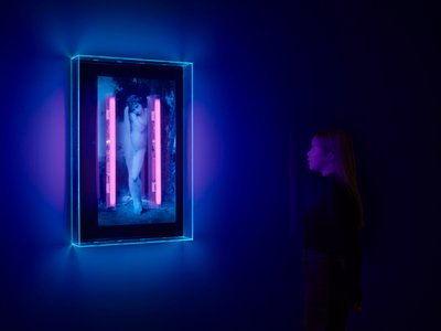 Ultravioletter Engel von Mat Collishaw