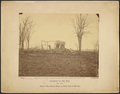 Ruinen von Mrs. Henrys Haus, auf dem Schlachtfeld von Bull Run von Mathew B. Brady