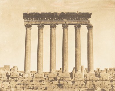 Kolonnade des Sonnentempels, in Baalbek Heliopolis, 15. September 1850 von Maxime Du Camp
