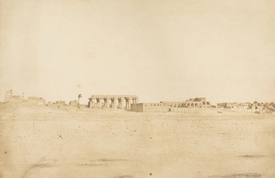 Gesamtansicht der Ruinen von Luxor, von Westen aufgenommen, Theben, 1849-50 von Maxime Du Camp