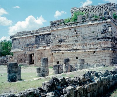 Präkolumbische Zivilisation: Ansicht der Stätte von Chichen Itza in der Region Yucatan. Maya-Zivilisation, klassische Periode und Maya-Renaissance, 750-1200 n. Chr. Mexiko von Mayan Mayan