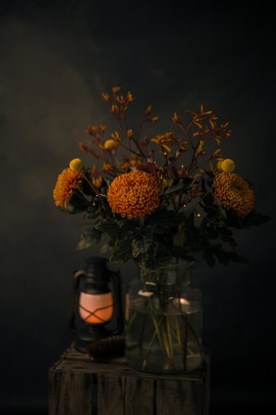Leuchten der Herbstblumen von Mayra Pama