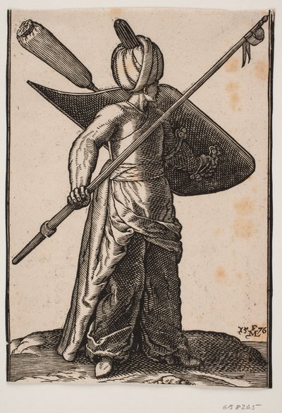 Stehender Soldat, nach rechts gewandt; auf dem Kopf ein Turban, in der rechten Hand eine erhobene Lanze mit Wimpel unter der Spitze; am linken Arm ein Schild mit einer stoffumwickelten Federbusch von Melchior Lorck