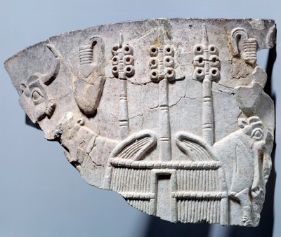 Mesopotamien: Relief einer Stall-Szene auf einem Fragment einer Vase im Stil von Uruk. Region Sumer. 3300 v. Chr. Paris, Louvre Museum von Mesopotamian School